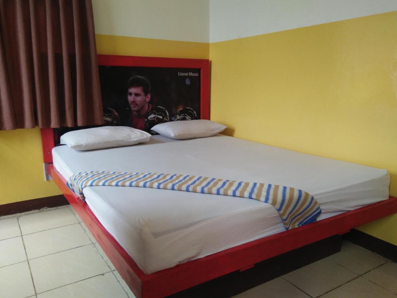 Wisma Bintang Lima Hotel Pekanbaru Buitenkant foto